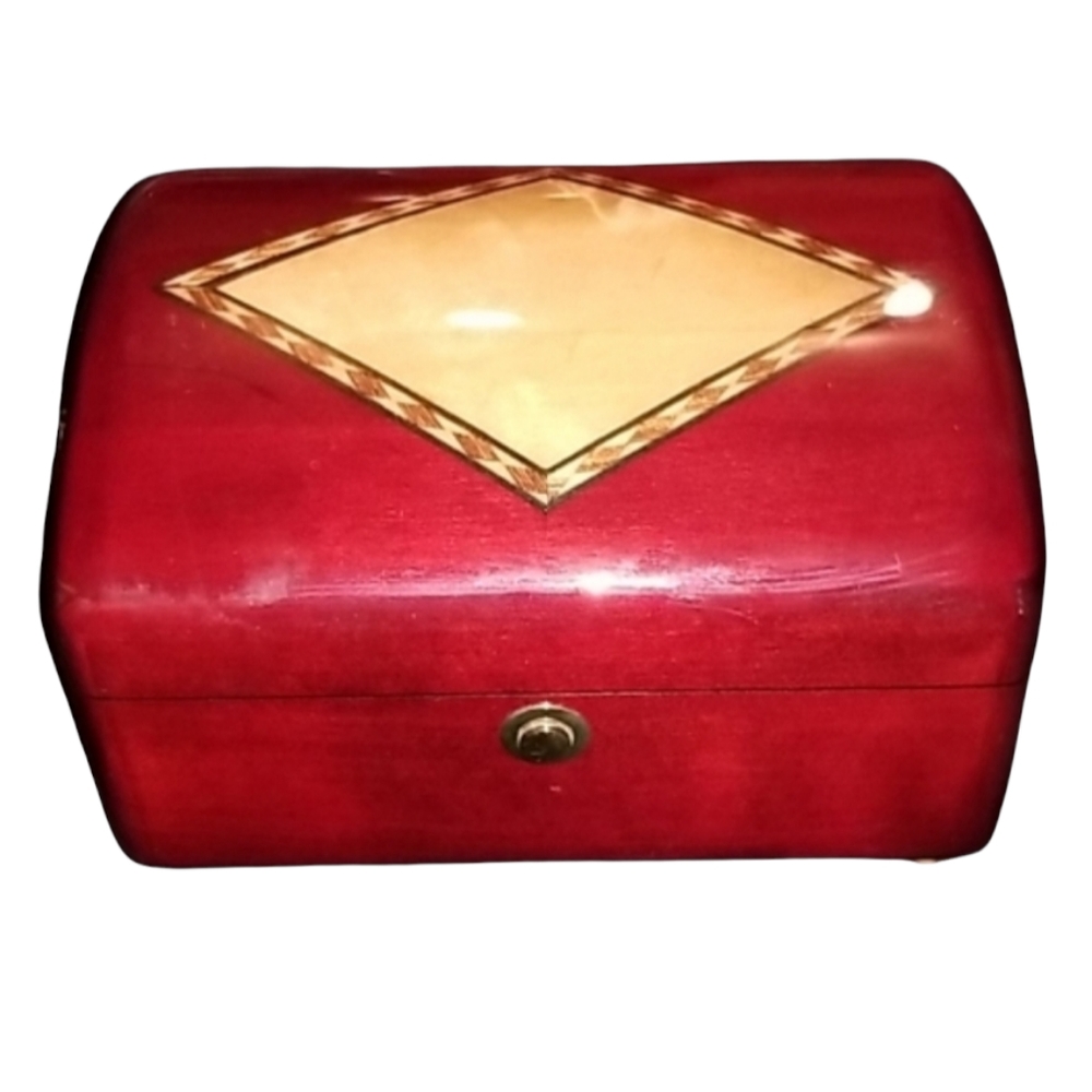 Vintage Musical Jewelry Box